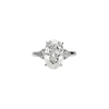 Bartorelli Italian Jewels | ANELLO IN ORO BIANCO 18 CARATI CON DIAMANTE BIANCO TAGLIO OVALE E DIAMANTI BIANCHI TAGLIO TRAPEZIO CERTIFICATI ORIGINALI - F.131D (2)