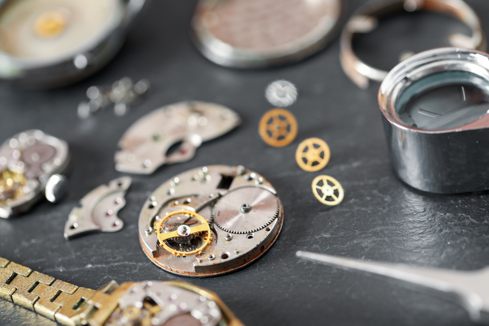 Movimenti degli orologi: tipologie principali