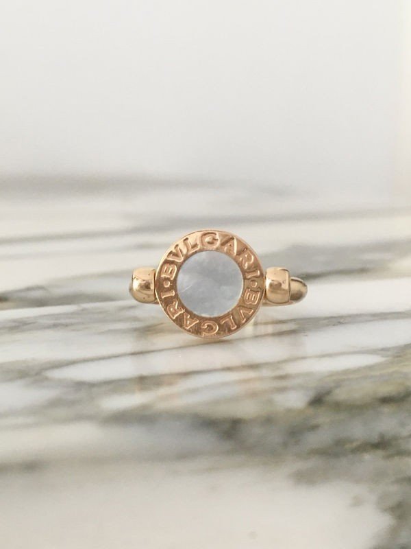 Bvlgari Bvlgari: l'identit&agrave; incisa
