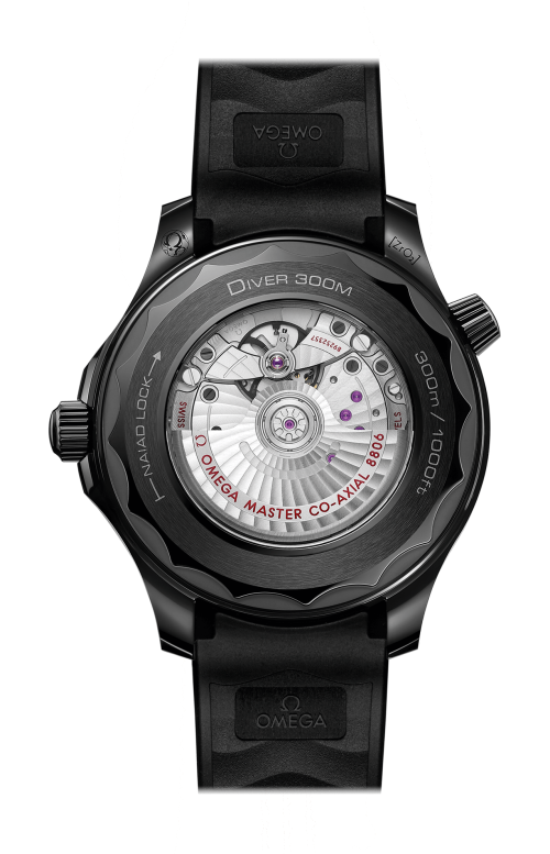 Accedi alla scheda di Omega SEAMASTER DIVER 300M 43,5 MM, CERAMICA NERA SU CAUCCI&Ugrave; - 210.92.44.20.01.003