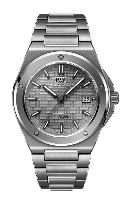 Accedi alla scheda di Iwc Schaffhausen INGENIEUR AUTOMATIC 40 - IW328904