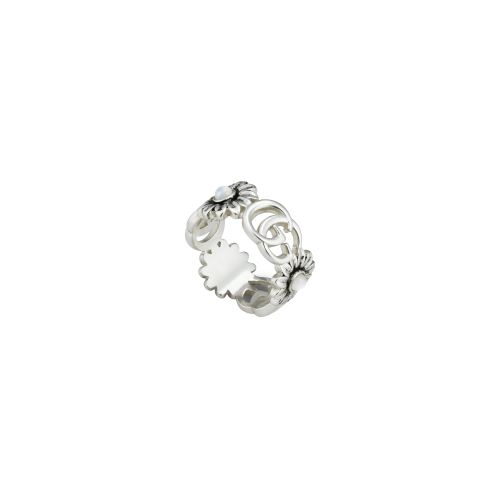 Accedi alla scheda di Gucci ANELLO FIORE IN ARGENTO GG MARMONT - YBC527394003 - YBC527394003