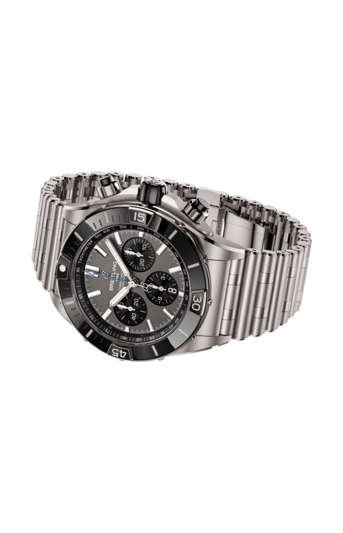Accedi al prodotto correlato Breitling SUPER CHRONOMAT B01 44 - EB0136251M1E1