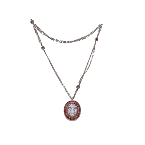 Accedi alla scheda di Mano | J . COLLANA IN TITANIO SABBIATO CON CIONDOLO CAMMEO CUORE E RUBINI - SCO9CRUB