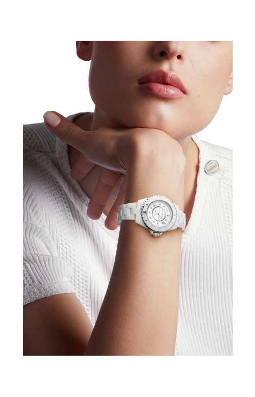 Accedi alla scheda di Chanel J12 CALIBRO 12.2, 33 MM - H9741