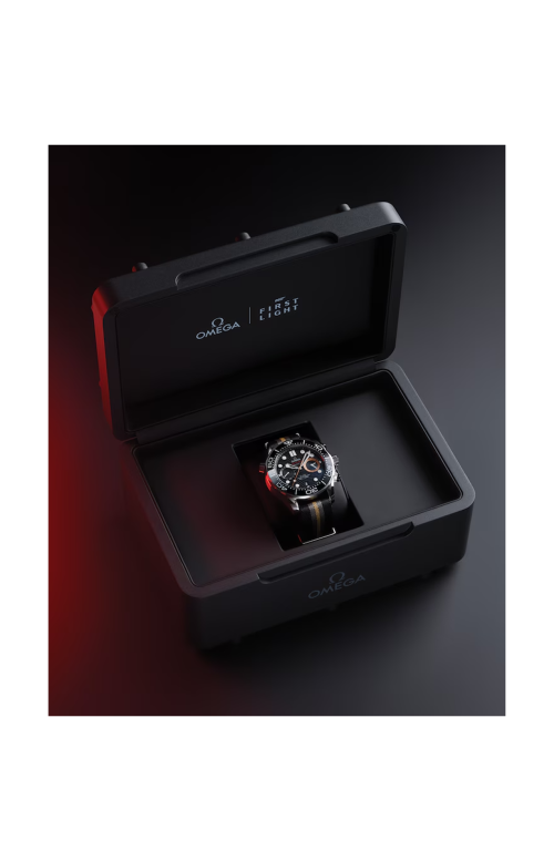 Accedi alla scheda di Omega SEAMASTER DIVER 300M 44 MM, ACCIAIO SU NATO - 210.32.44.51.01.002