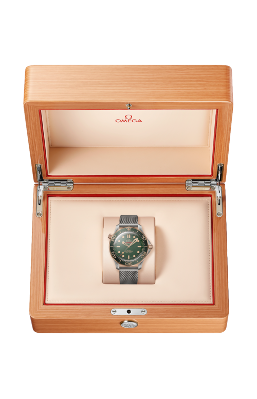 Accedi al prodotto correlato Omega SEAMASTER DIVER 300M 42 MM, TITANIO‑BRONZE GOLD SU TITANIO - 210.90.42.20.10.001