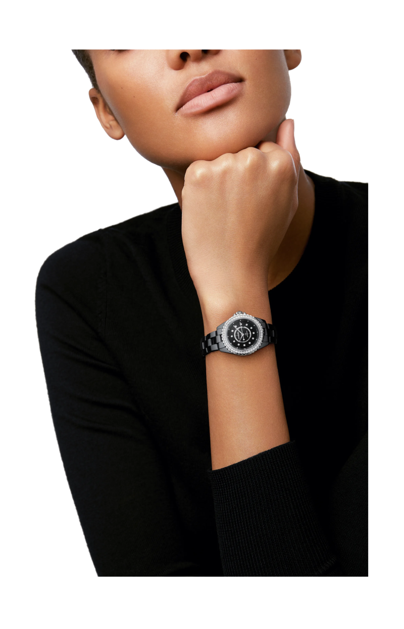 Chanel | J12 CON LUNETTA DI DIAMANTI CALIBRO 12.2, 33 MM - H10474 (3)