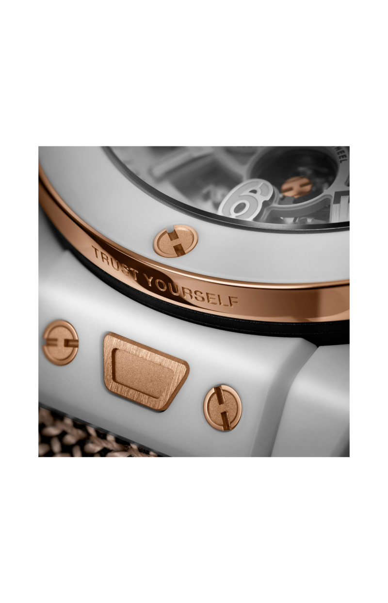 Hublot | BIG BANG RELOADED KYLIAN MBAPP&Eacute; WHITE CERAMIC 44 MM - LIMITED EDITION - 421.HX.2019.NR.MBP26 (4)