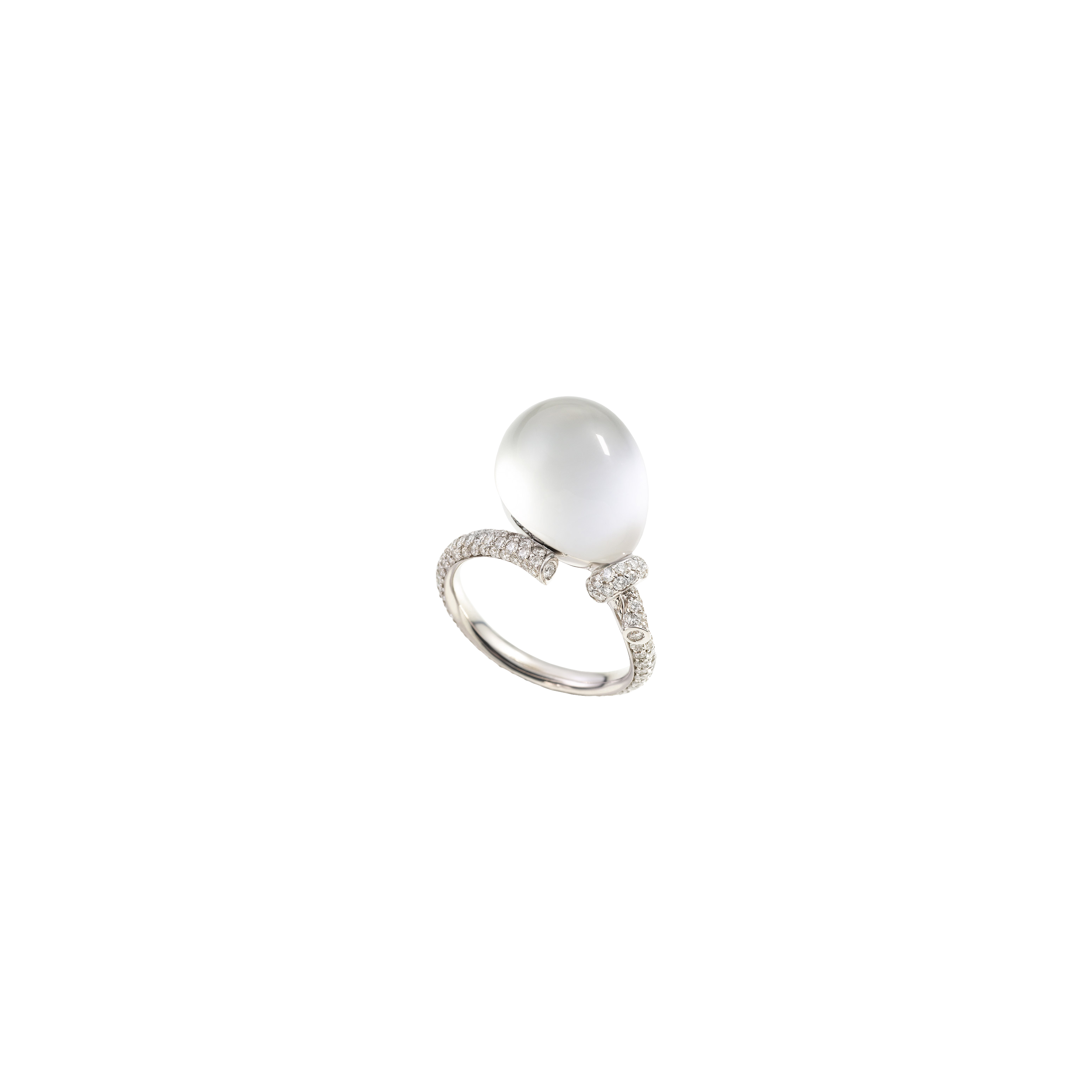 Vhernier | ANELLO PALLONCINO MINI IN ORO BIANCO CON DIAMANTI E CRISTALLO MADREPERLA BIANCA - PG0786A0203 (1)